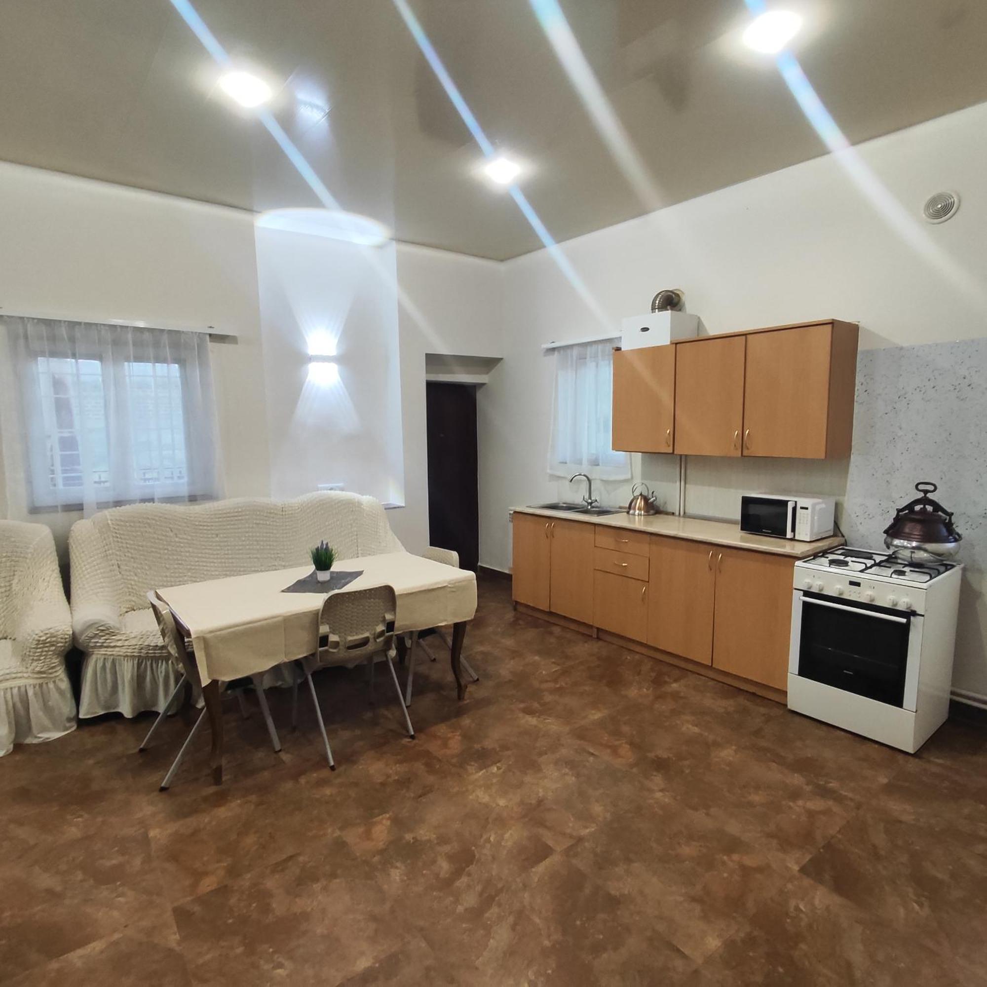 Lanj In Eco Garden/ Guest House Nurnus 외부 사진